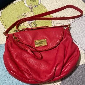 Authentic Marc by Marc Jacobs Leather Purse with adjustable strap.